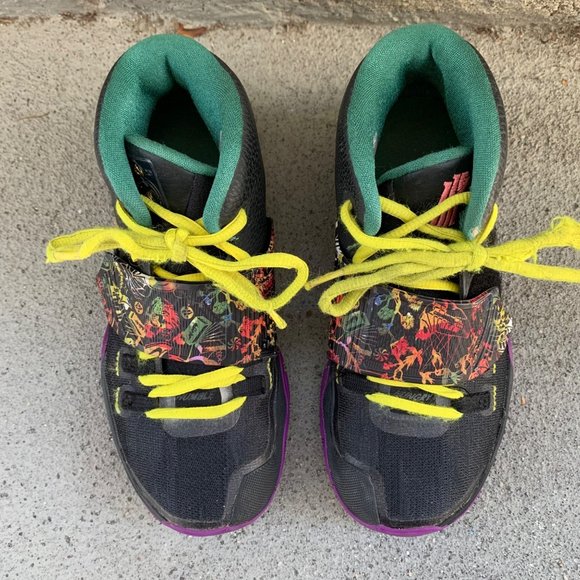 NIKE Kyrie 6 Chinese New Year Basketball Boots 2 2Y Rare Sneakers Shoes 2020 HTF - Picture 11 of 11